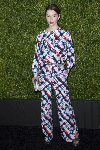 2016 - 11 yıllık Chanel Tribeca Film Festival Sanatçıları Dinn