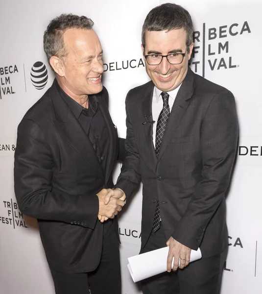 2016 Tribeca - Tribeca Talks Storytellers - John ile Tom Hanks — Stok fotoğraf