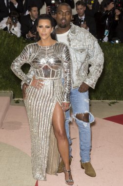 2016 Gala araya geldi.