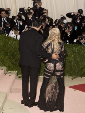  Riccardo Tisci ve Madonna