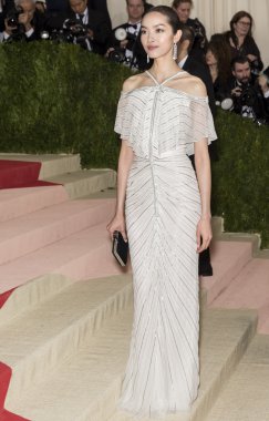 2016 Gala araya geldi.