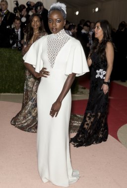 2016 Gala araya geldi.