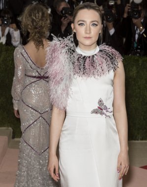 2016 Gala araya geldi.