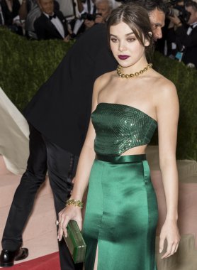 2016 Gala araya geldi.