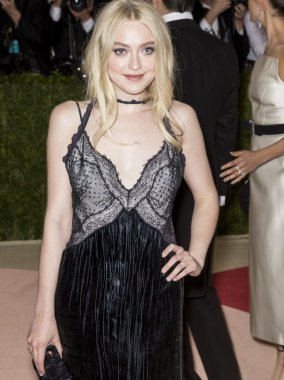 2016 Gala araya geldi.