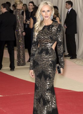 2016 Gala araya geldi.