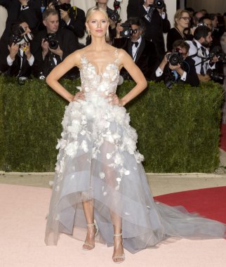 2016 Gala araya geldi.