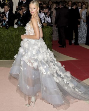 2016 Gala araya geldi.