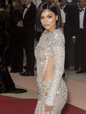 2016 Gala araya geldi.