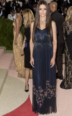 2016 Gala araya geldi.