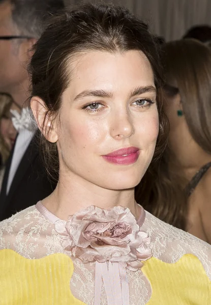 2016 Gala araya geldi.