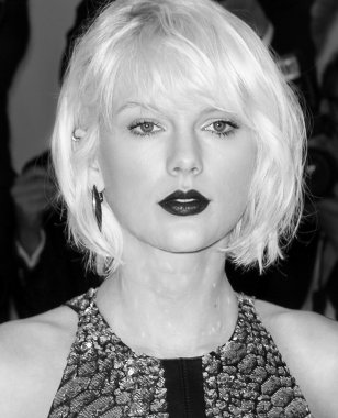 2016 Gala araya geldi.