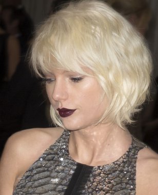 2016 Gala araya geldi.