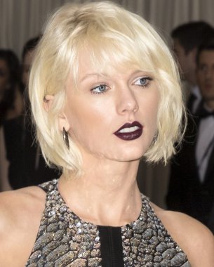 2016 Gala araya geldi.