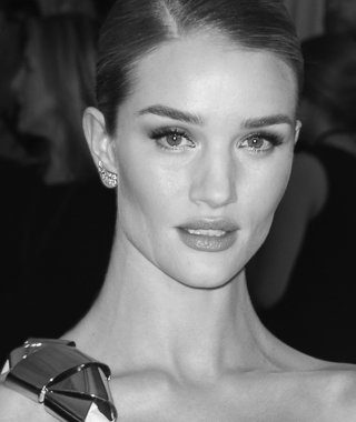 2016 Gala araya geldi.