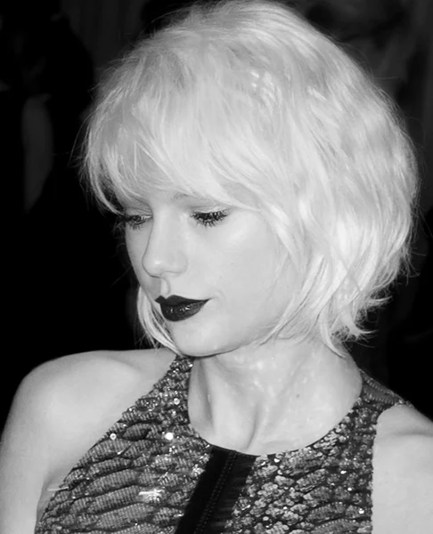 2016 Gala araya geldi.