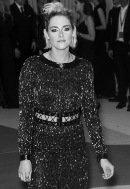 2016 Gala araya geldi.