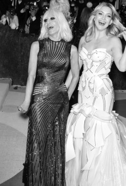 2016 Gala araya geldi.