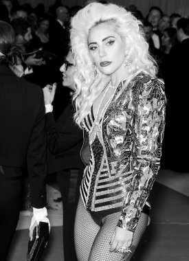 2016 Gala araya geldi.