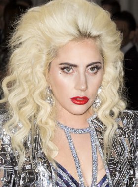 2016 Gala araya geldi.