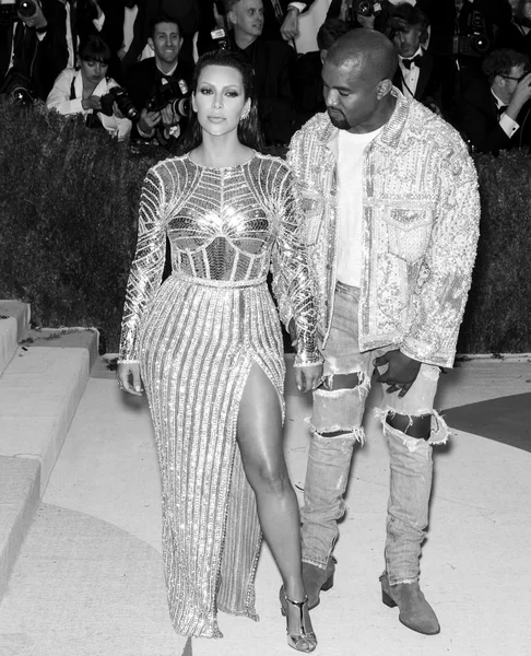 2016 Gala araya geldi.