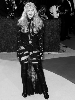 2016 Gala araya geldi.