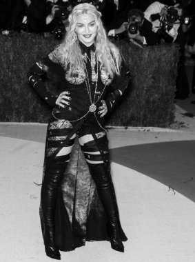 2016 Gala araya geldi.