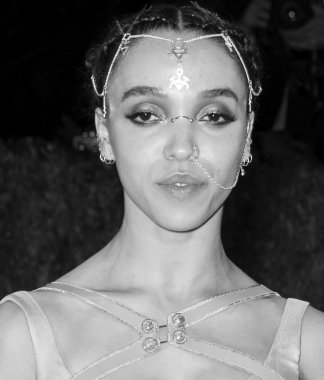 2016 Gala araya geldi.