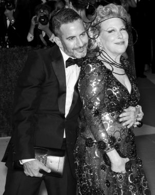 2016 Gala araya geldi.