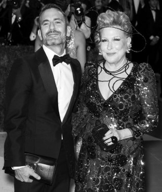 2016 Gala araya geldi.