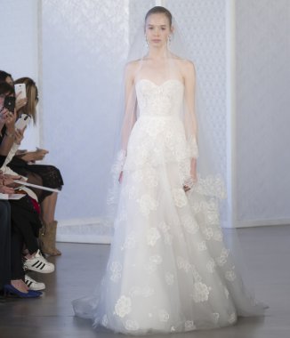 Oscar De La Renta - gelin ilkbahar/yaz 2017 pist Show