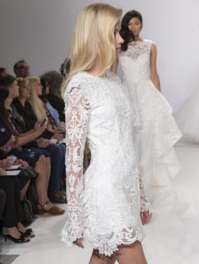 Christian Siriano Kleinfeld - gelin ilkbahar/yaz 2017 Runw için