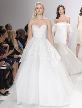 Christian Siriano Kleinfeld - gelin ilkbahar/yaz 2017 Runw için