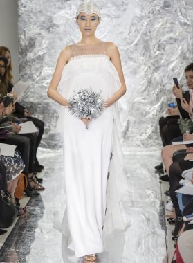 Theia - Gelin İlkbahar/Yaz 2017 Podyum Gösterisi