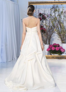 Anne Barge - gelin ilkbahar/yaz 2017 pist Show