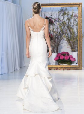 Anne Barge - gelin ilkbahar/yaz 2017 pist Show