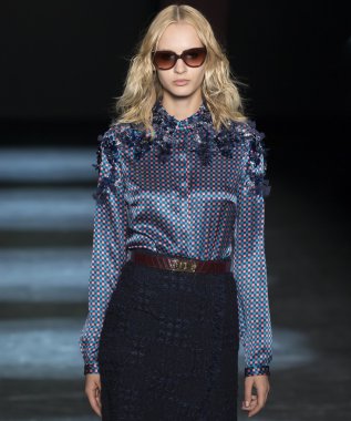 Monique Lhuillier - sonbahar kış 2016 koleksiyonu