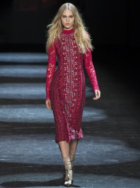 Monique Lhuillier - sonbahar kış 2016 koleksiyonu