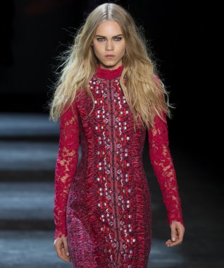 Monique Lhuillier - sonbahar kış 2016 koleksiyonu