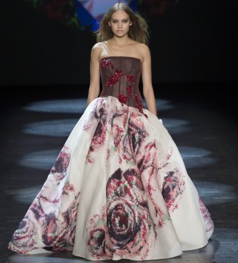 Monique Lhuillier - sonbahar kış 2016 koleksiyonu