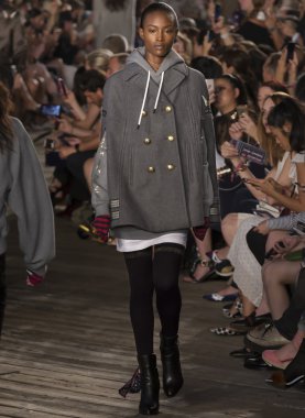 Tommy Hilfiger - Güz 2016 koleksiyonu - Bölüm 2