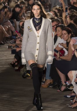 Tommy Hilfiger - Güz 2016 koleksiyonu - Bölüm 2