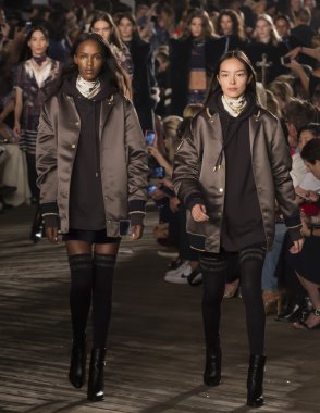Tommy Hilfiger - Güz 2016 koleksiyonu - Bölüm 2