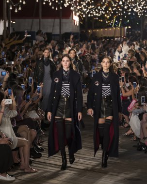 Tommy Hilfiger - Güz 2016 koleksiyonu - Bölüm 2