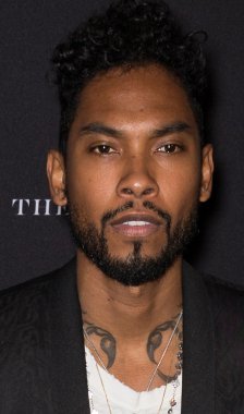 Harper'ın Bazaarı simgeler kutlama