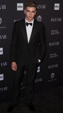 Harper'ın Bazaarı simgeler kutlama