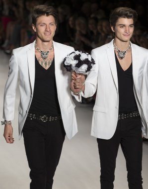 Betsey Johnson - 2015 bahar koleksiyonu