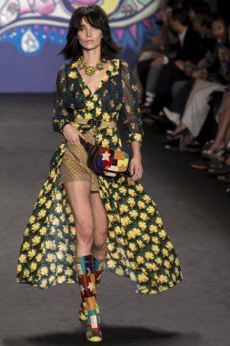 Anna sui - 2015 bahar koleksiyonu