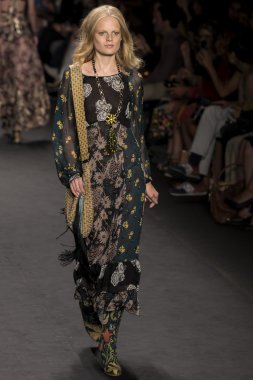 Anna sui - 2015 bahar koleksiyonu