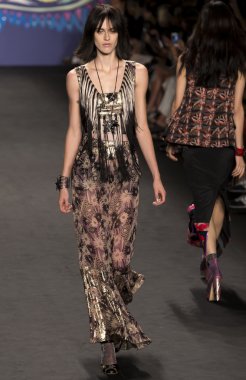 Anna sui - 2015 bahar koleksiyonu
